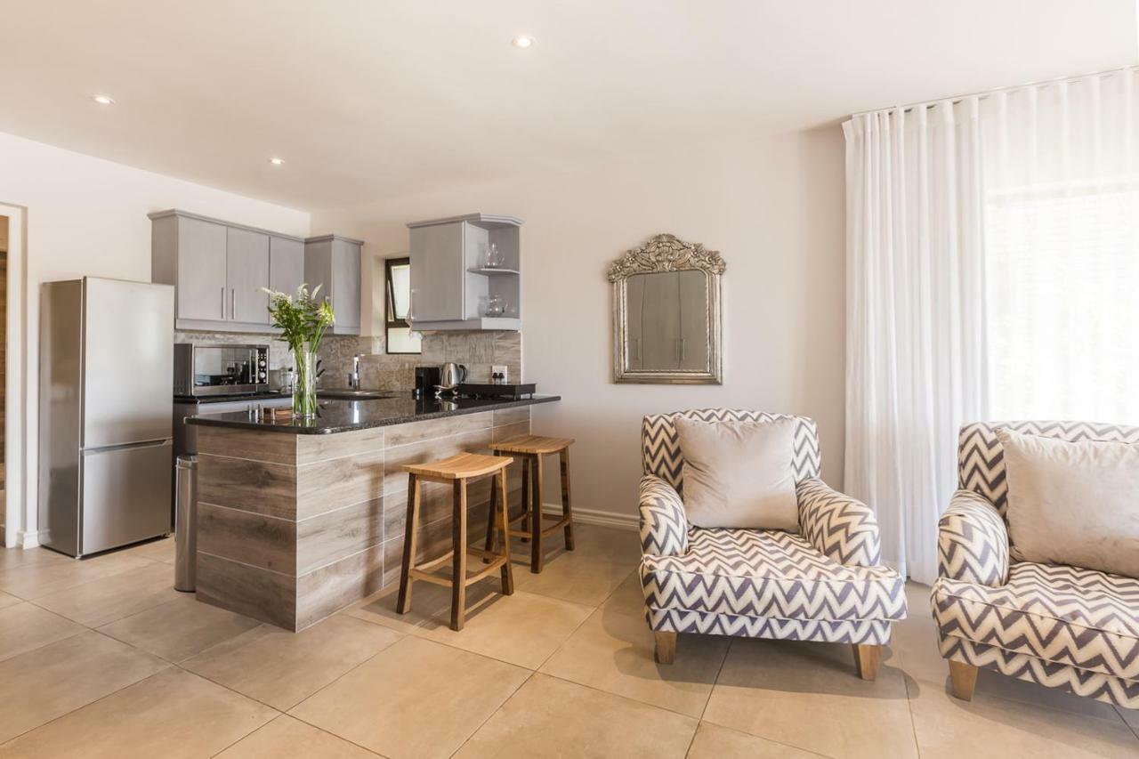 Appartamento Sunrise Bay Self Catering Plettenberg Bay Esterno foto