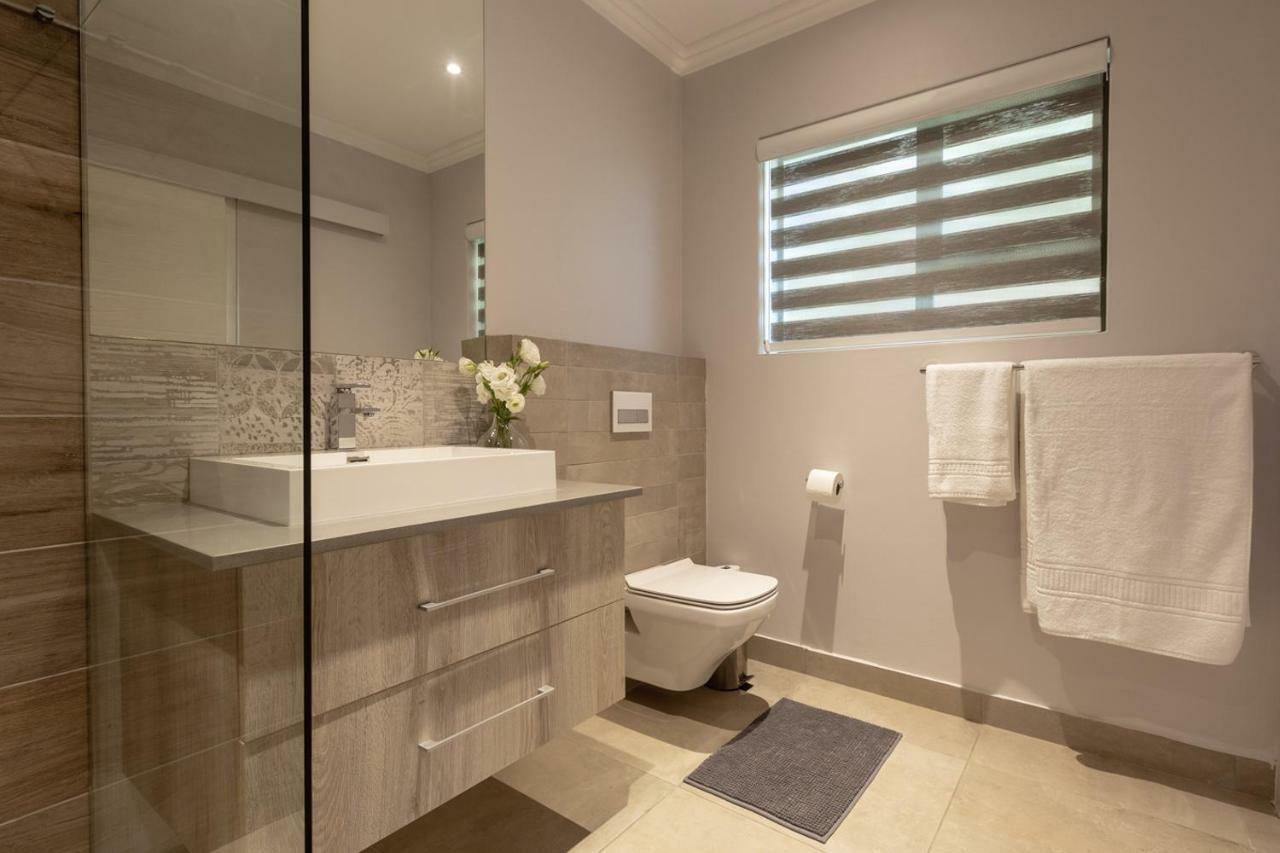 Appartamento Sunrise Bay Self Catering Plettenberg Bay Esterno foto