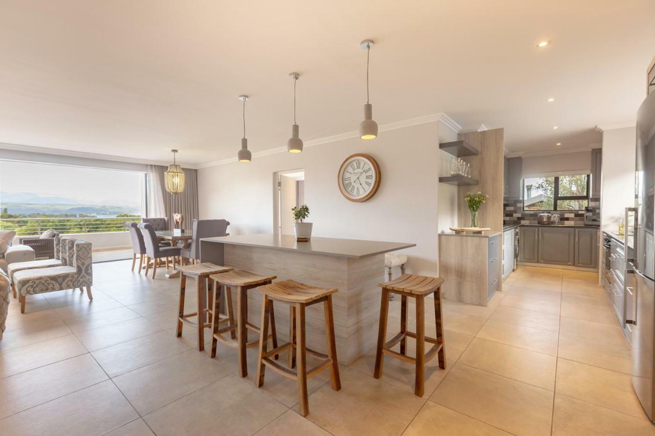 Appartamento Sunrise Bay Self Catering Plettenberg Bay Esterno foto